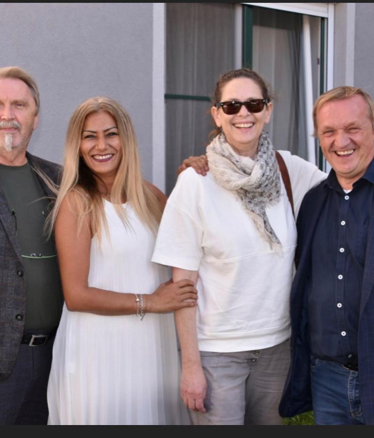 Miris Gasthof Zur Post Neufeld an der Leitha Εξωτερικό φωτογραφία