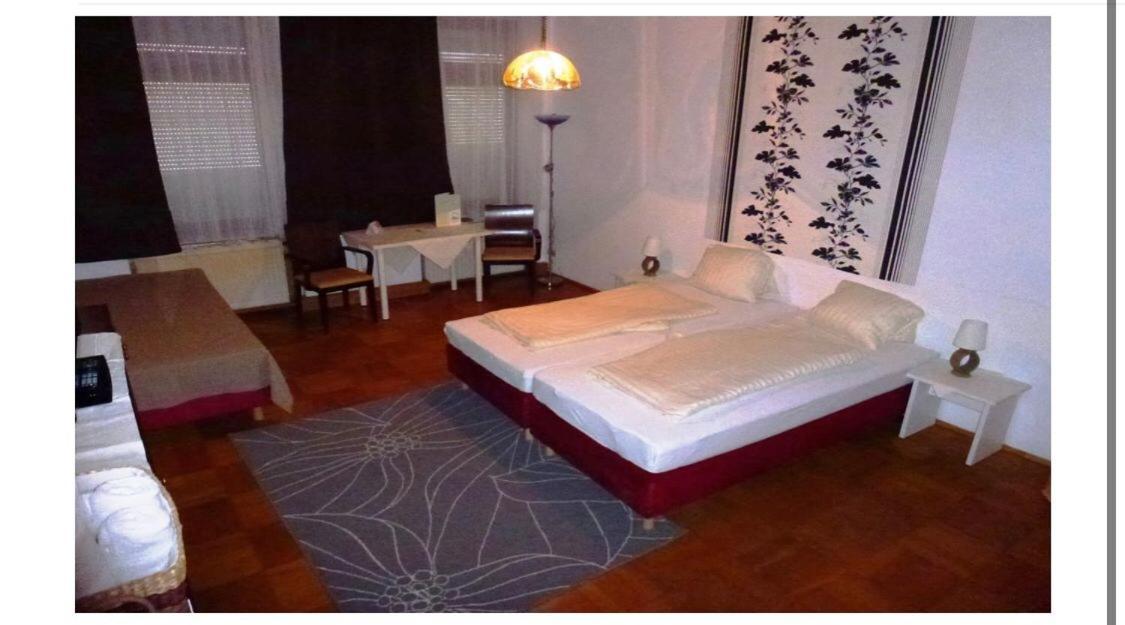 Miris Gasthof Zur Post Neufeld an der Leitha Εξωτερικό φωτογραφία